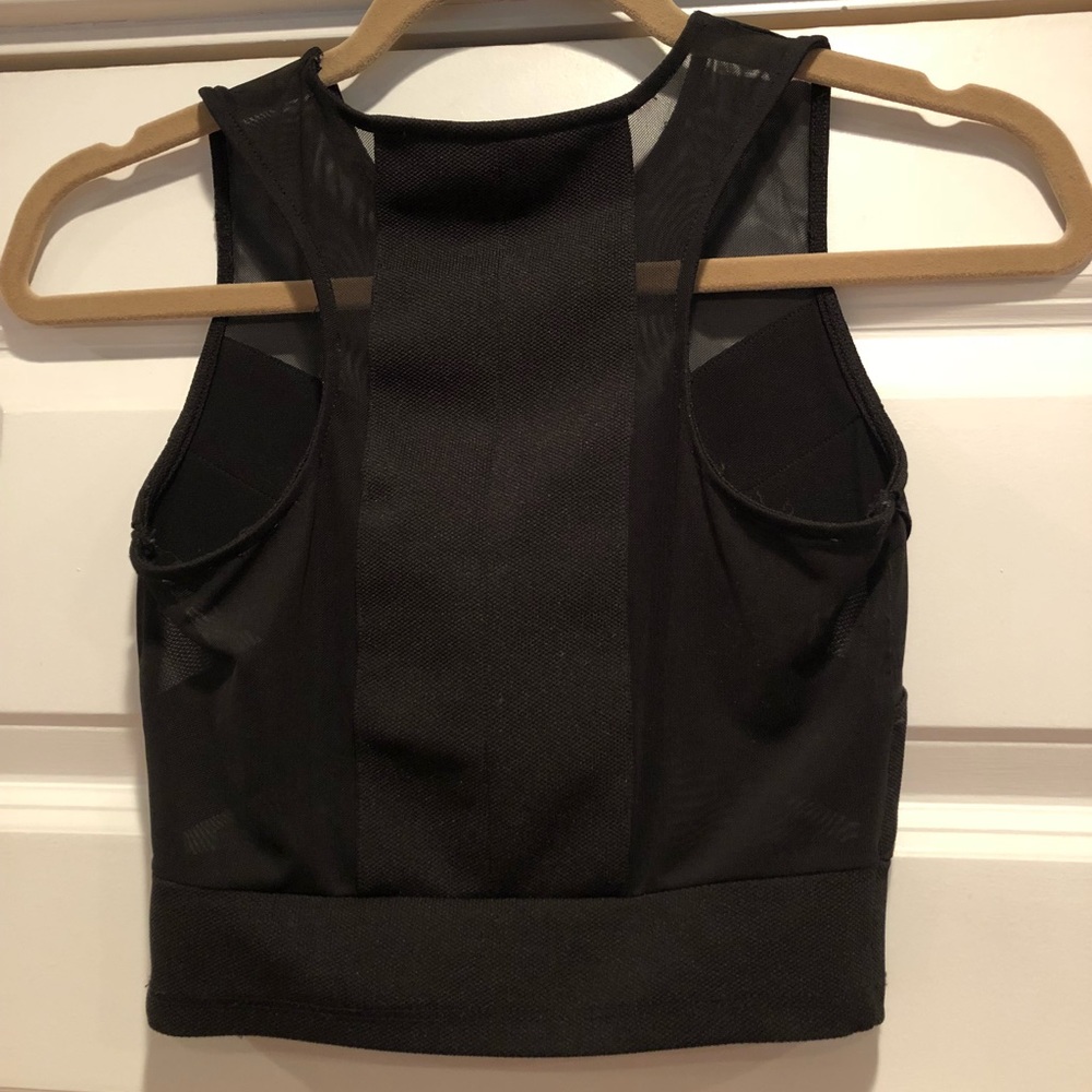 Urban black mesh crop top - Picture 3 of 3